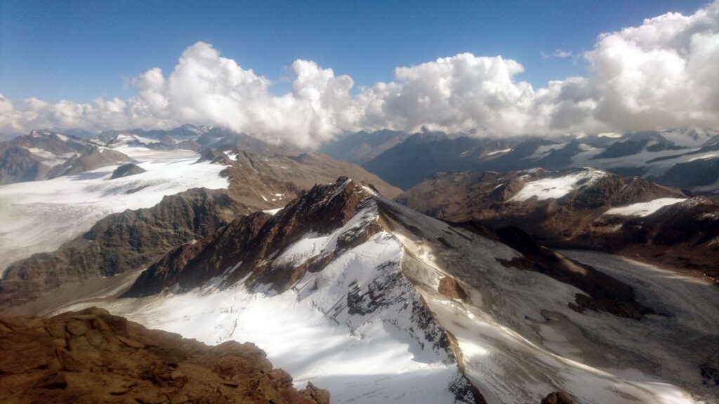 Ausblick vom Gipfel der Weißkugel
